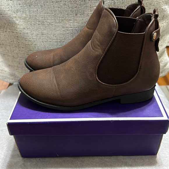 Top Moda Ankle Boots - Picture 2 of 4